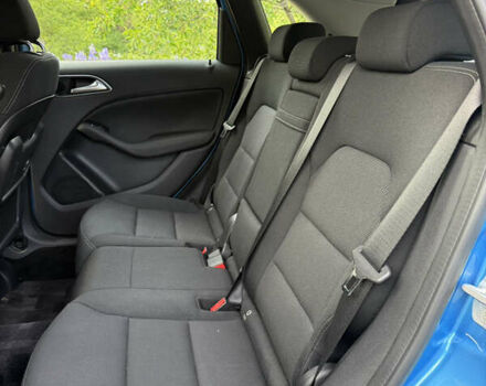 Синий Мерседес Б-класс, объемом двигателя 1.6 л и пробегом 89 тыс. км за 11999 $, фото 85 на Automoto.ua