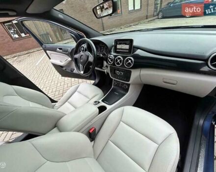 Синий Мерседес Б-класс, объемом двигателя 1.8 л и пробегом 287 тыс. км за 10999 $, фото 13 на Automoto.ua