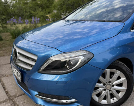 Синий Мерседес Б-класс, объемом двигателя 1.6 л и пробегом 89 тыс. км за 11999 $, фото 2 на Automoto.ua