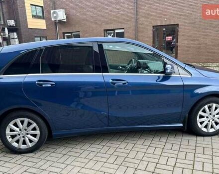 Синий Мерседес Б-класс, объемом двигателя 1.8 л и пробегом 287 тыс. км за 10999 $, фото 4 на Automoto.ua