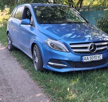 Синій Мерседес Б-клас, об'ємом двигуна 0 л та пробігом 100 тис. км за 7800 $, фото 1 на Automoto.ua