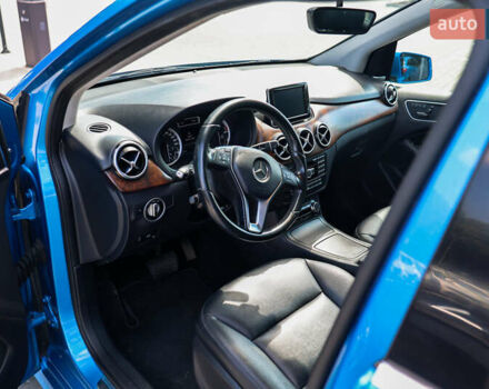 Синий Мерседес Б-класс, объемом двигателя 0 л и пробегом 128 тыс. км за 8390 $, фото 34 на Automoto.ua