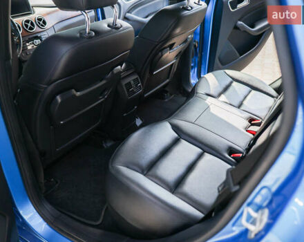 Синий Мерседес Б-класс, объемом двигателя 0 л и пробегом 128 тыс. км за 8390 $, фото 27 на Automoto.ua