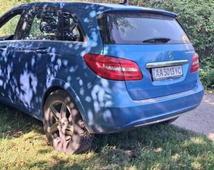 Синій Мерседес Б-клас, об'ємом двигуна 0 л та пробігом 100 тис. км за 7800 $, фото 5 на Automoto.ua