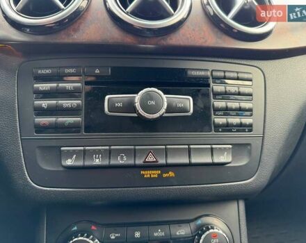 Синий Мерседес Б-класс, объемом двигателя 0 л и пробегом 160 тыс. км за 9490 $, фото 22 на Automoto.ua