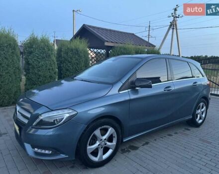 Мерседес Б-клас 2014 у Хмельницькому на Automoto.ua Синій Мерседес Б-клас, об'ємом двигуна 1.5 л та пробігом 335 тис. км за 11800 $, фото 3 на Automoto.ua