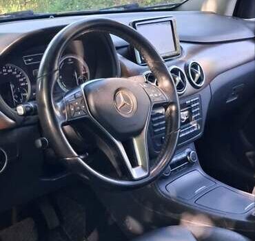 Синій Мерседес Б-клас, об'ємом двигуна 0 л та пробігом 100 тис. км за 7800 $, фото 3 на Automoto.ua