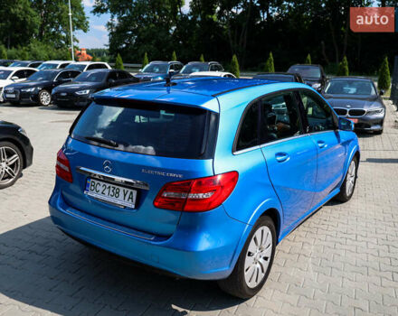 Синий Мерседес Б-класс, объемом двигателя 0 л и пробегом 128 тыс. км за 8390 $, фото 9 на Automoto.ua