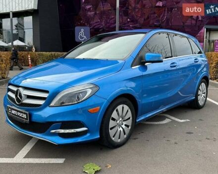 Синий Мерседес Б-класс, объемом двигателя 0 л и пробегом 160 тыс. км за 9490 $, фото 3 на Automoto.ua