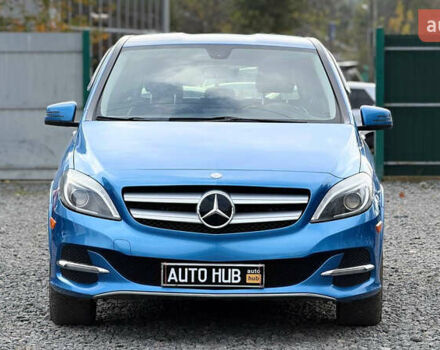 Синий Мерседес Б-класс, объемом двигателя 0 л и пробегом 116 тыс. км за 9300 $, фото 2 на Automoto.ua