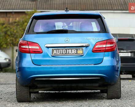 Синий Мерседес Б-класс, объемом двигателя 0 л и пробегом 116 тыс. км за 9300 $, фото 10 на Automoto.ua