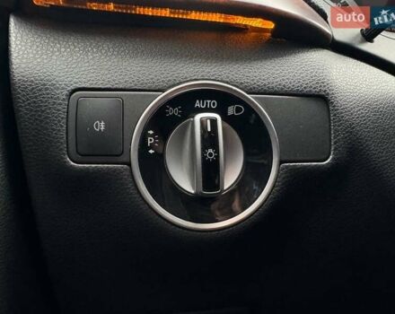 Синий Мерседес Б-класс, объемом двигателя 0 л и пробегом 160 тыс. км за 9490 $, фото 16 на Automoto.ua