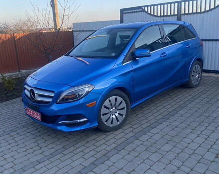 Синий Мерседес Б-класс, объемом двигателя 0 л и пробегом 90 тыс. км за 8600 $, фото 1 на Automoto.ua