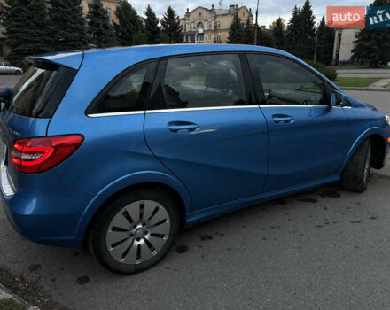 Синій Мерседес Б-клас, об'ємом двигуна 0 л та пробігом 92 тис. км за 10800 $, фото 6 на Automoto.ua