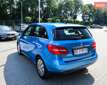 Синий Мерседес Б-класс, объемом двигателя 0 л и пробегом 128 тыс. км за 8390 $, фото 11 на Automoto.ua