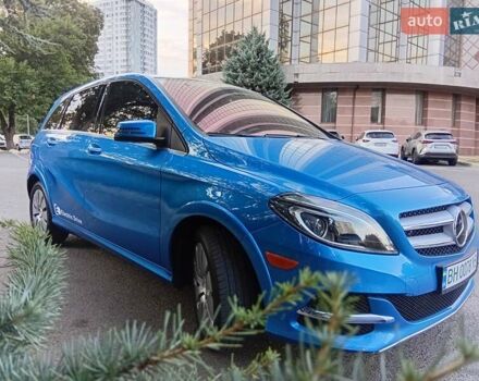 Синій Мерседес Б-клас, об'ємом двигуна 0 л та пробігом 50 тис. км за 15700 $, фото 7 на Automoto.ua
