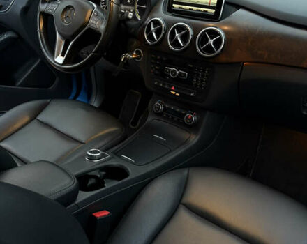 Синій Мерседес Б-клас, об'ємом двигуна 0 л та пробігом 92 тис. км за 10800 $, фото 17 на Automoto.ua