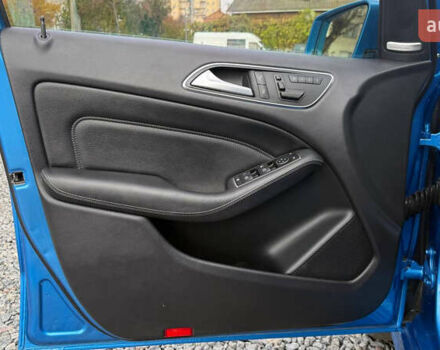 Синий Мерседес Б-класс, объемом двигателя 0 л и пробегом 116 тыс. км за 9300 $, фото 14 на Automoto.ua