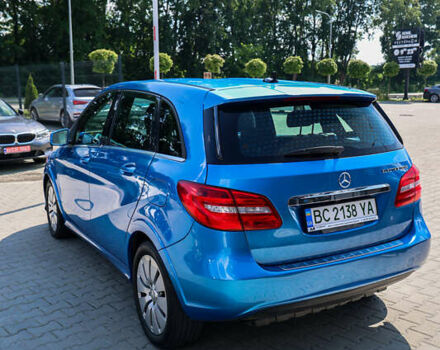 Синий Мерседес Б-класс, объемом двигателя 0 л и пробегом 128 тыс. км за 8390 $, фото 7 на Automoto.ua