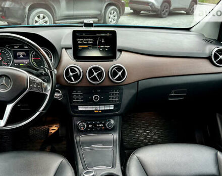 Мерседес Б-класс 2015 в Львове на Automoto.ua Синий Мерседес Б-класс, объемом двигателя 0 л и пробегом 80 тыс. км за 11900 $, фото 5 на Automoto.ua
