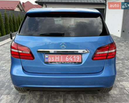 Синий Мерседес Б-класс, объемом двигателя 0 л и пробегом 89 тыс. км за 9300 $, фото 4 на Automoto.ua