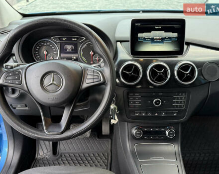 Синий Мерседес Б-класс, объемом двигателя 0 л и пробегом 89 тыс. км за 9300 $, фото 10 на Automoto.ua