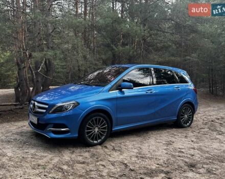 Синій Мерседес Б-клас, об'ємом двигуна 0 л та пробігом 139 тис. км за 9998 $, фото 3 на Automoto.ua