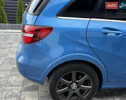 Синий Мерседес Б-класс, объемом двигателя 0 л и пробегом 89 тыс. км за 9300 $, фото 6 на Automoto.ua