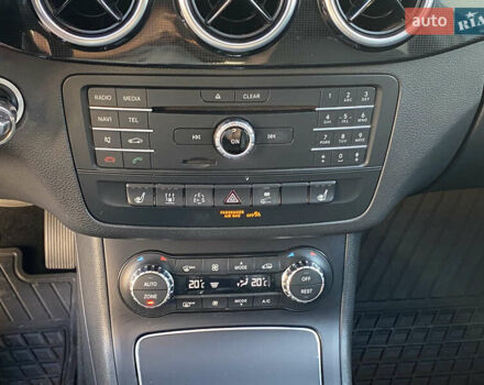 Синий Мерседес Б-класс, объемом двигателя 0 л и пробегом 124 тыс. км за 10550 $, фото 34 на Automoto.ua