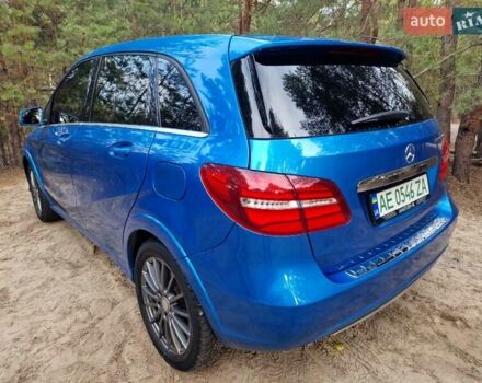 Синій Мерседес Б-клас, об'ємом двигуна 0 л та пробігом 136 тис. км за 9998 $, фото 14 на Automoto.ua