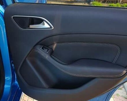 Синий Мерседес Б-класс, объемом двигателя 0 л и пробегом 182 тыс. км за 12800 $, фото 14 на Automoto.ua