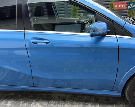 Синий Мерседес Б-класс, объемом двигателя 0 л и пробегом 89 тыс. км за 9300 $, фото 9 на Automoto.ua