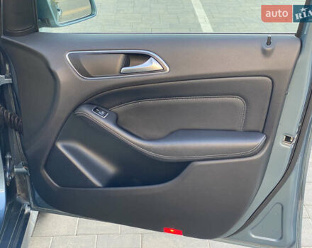 Синий Мерседес Б-класс, объемом двигателя 0 л и пробегом 124 тыс. км за 10550 $, фото 20 на Automoto.ua