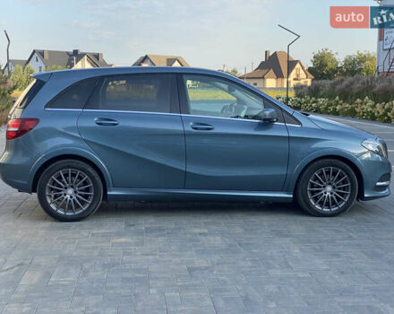 Синий Мерседес Б-класс, объемом двигателя 0 л и пробегом 124 тыс. км за 10550 $, фото 8 на Automoto.ua