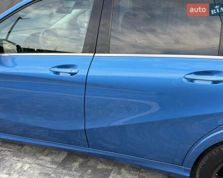 Синий Мерседес Б-класс, объемом двигателя 0 л и пробегом 89 тыс. км за 9300 $, фото 8 на Automoto.ua