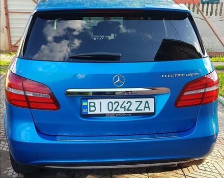 Синий Мерседес Б-класс, объемом двигателя 0 л и пробегом 182 тыс. км за 12800 $, фото 6 на Automoto.ua