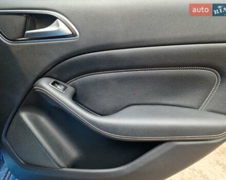 Синій Мерседес Б-клас, об'ємом двигуна 0 л та пробігом 136 тис. км за 9998 $, фото 25 на Automoto.ua