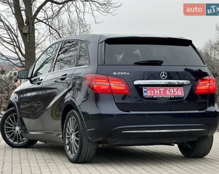 Синій Мерседес Б-клас, об'ємом двигуна 0 л та пробігом 78 тис. км за 10750 $, фото 33 на Automoto.ua