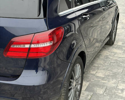 Синий Мерседес Б-класс, объемом двигателя 0 л и пробегом 61 тыс. км за 9750 $, фото 7 на Automoto.ua