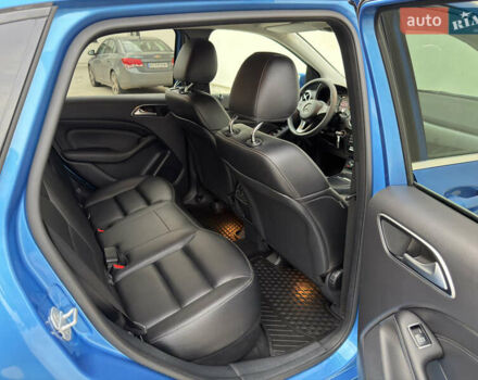 Синий Мерседес Б-класс, объемом двигателя 0 л и пробегом 122 тыс. км за 9399 $, фото 25 на Automoto.ua