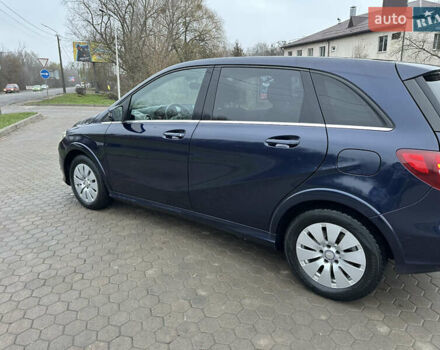 Синій Мерседес Б-клас, об'ємом двигуна 0 л та пробігом 102 тис. км за 15000 $, фото 3 на Automoto.ua