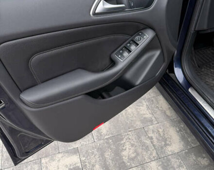 Синий Мерседес Б-класс, объемом двигателя 0 л и пробегом 61 тыс. км за 9750 $, фото 17 на Automoto.ua