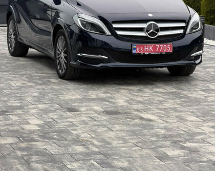 Синий Мерседес Б-класс, объемом двигателя 0 л и пробегом 61 тыс. км за 9750 $, фото 2 на Automoto.ua