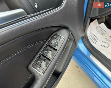 Синий Мерседес Б-класс, объемом двигателя 0 л и пробегом 122 тыс. км за 9399 $, фото 18 на Automoto.ua