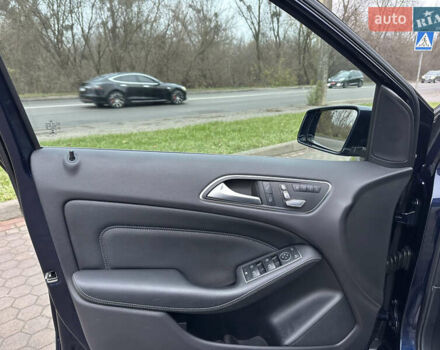 Синій Мерседес Б-клас, об'ємом двигуна 0 л та пробігом 102 тис. км за 15000 $, фото 11 на Automoto.ua