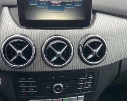 Мерседес Б-класс 2016 в Виннице на Automoto.ua Синий Мерседес Б-класс, объемом двигателя 1.6 л и пробегом 76 тыс. км за 10700 $, фото 10 на Automoto.ua