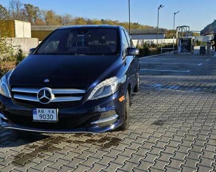 Синий Мерседес Б-класс, объемом двигателя 0 л и пробегом 56 тыс. км за 12600 $, фото 1 на Automoto.ua