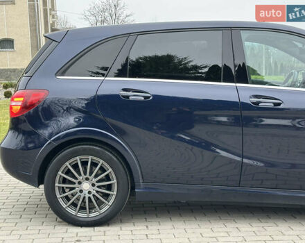 Синій Мерседес Б-клас, об'ємом двигуна 0 л та пробігом 78 тис. км за 10750 $, фото 48 на Automoto.ua