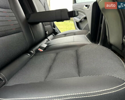 Синій Мерседес Б-клас, об'ємом двигуна 0 л та пробігом 78 тис. км за 10750 $, фото 75 на Automoto.ua