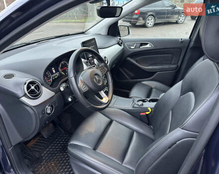 Синій Мерседес Б-клас, об'ємом двигуна 0 л та пробігом 102 тис. км за 15000 $, фото 9 на Automoto.ua